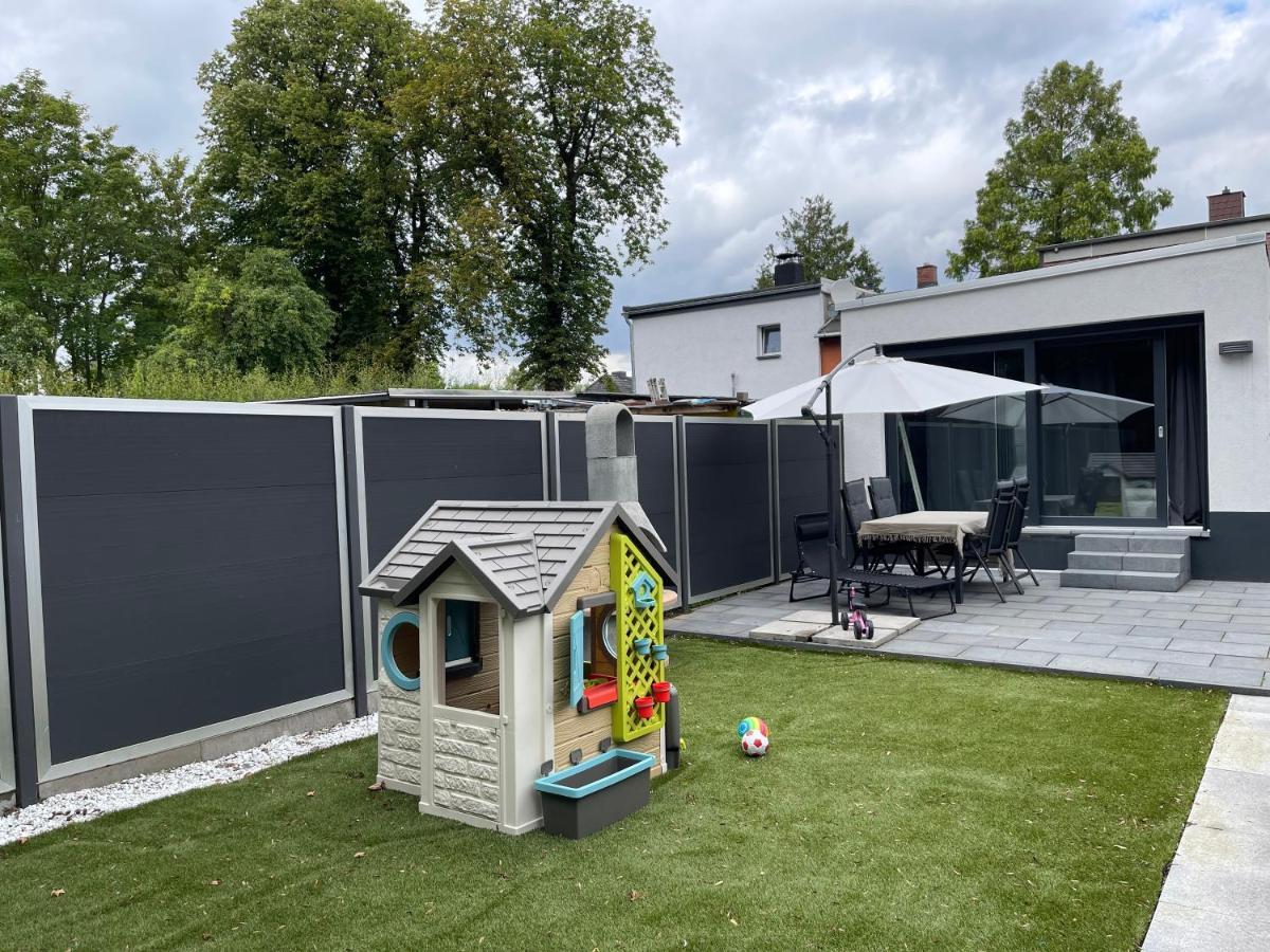 Holiday home Wohnen Im Reihenhaus Auf Zeit In
